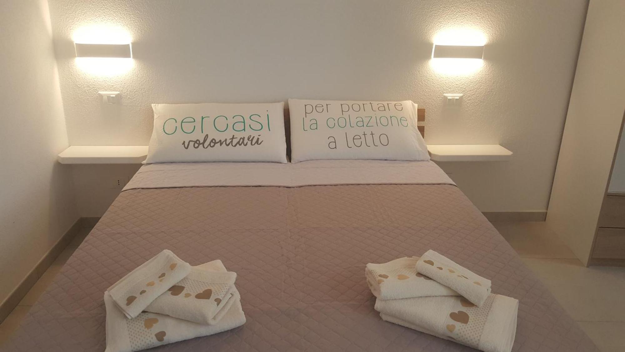 B. Sinis Bed & Breakfast Cabras Exterior photo