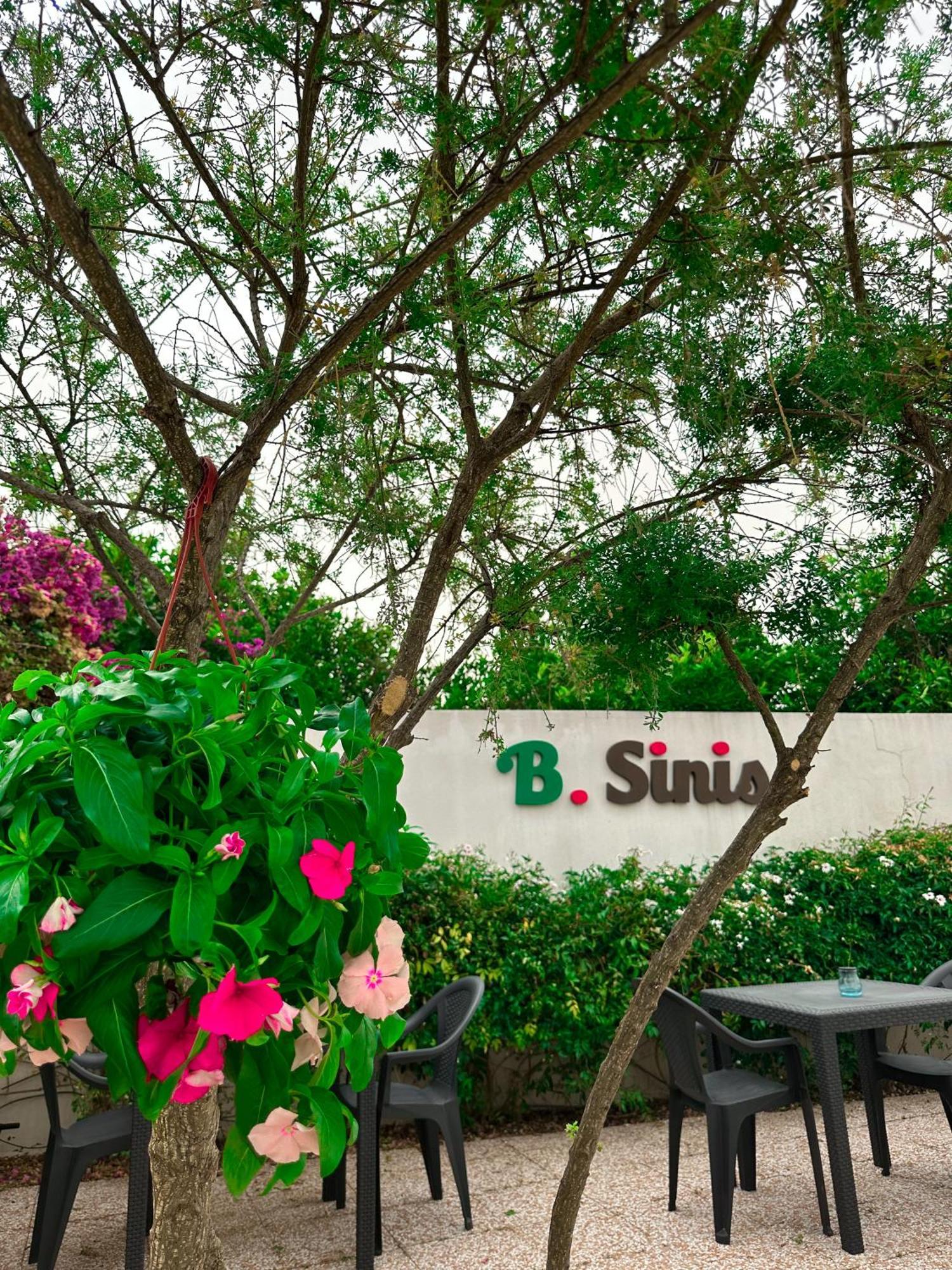 B. Sinis Bed & Breakfast Cabras Exterior photo
