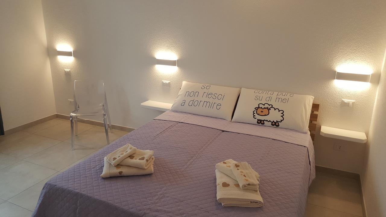 B. Sinis Bed & Breakfast Cabras Exterior photo