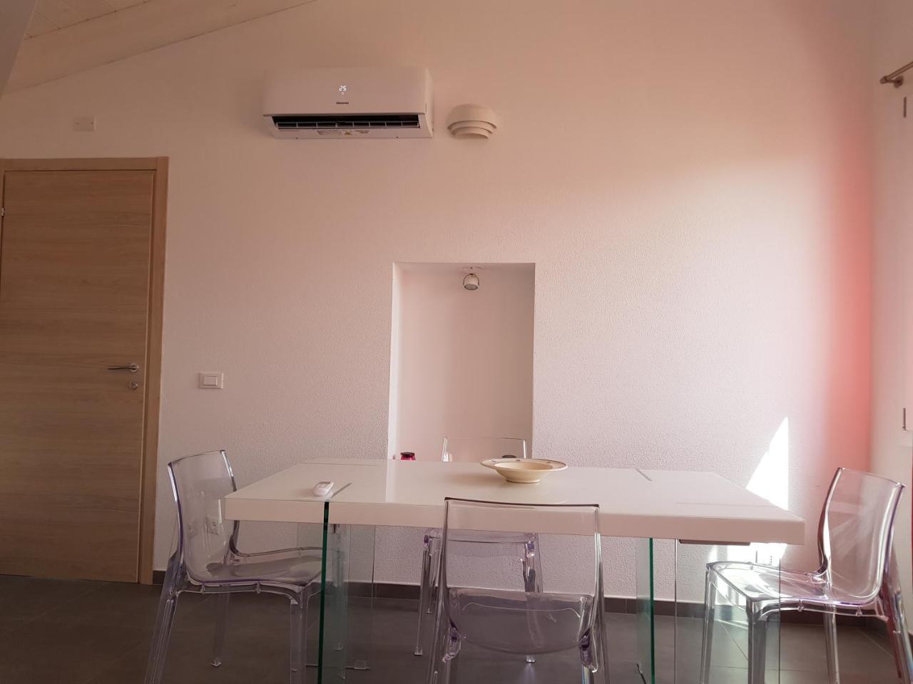 B. Sinis Bed & Breakfast Cabras Exterior photo