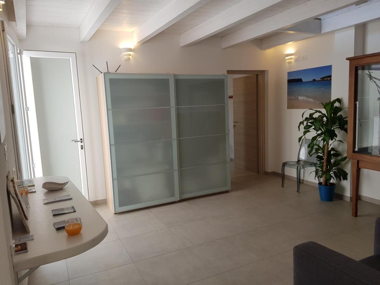 B. Sinis Bed & Breakfast Cabras Exterior photo
