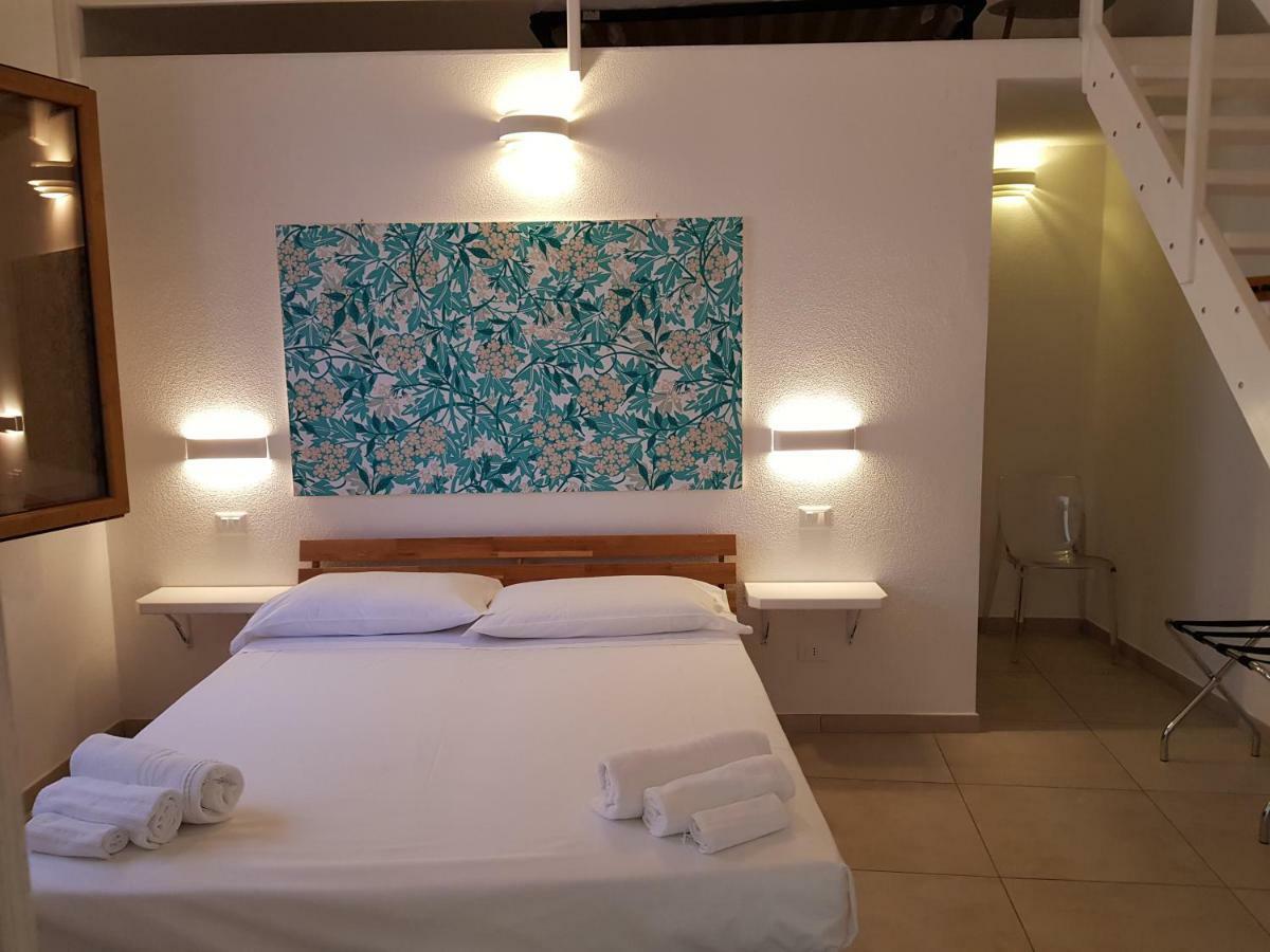 B. Sinis Bed & Breakfast Cabras Exterior photo